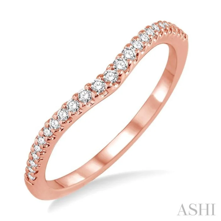 1/6 Ctw Round Cut Diamond Wedding Band in 14K Rose Gold