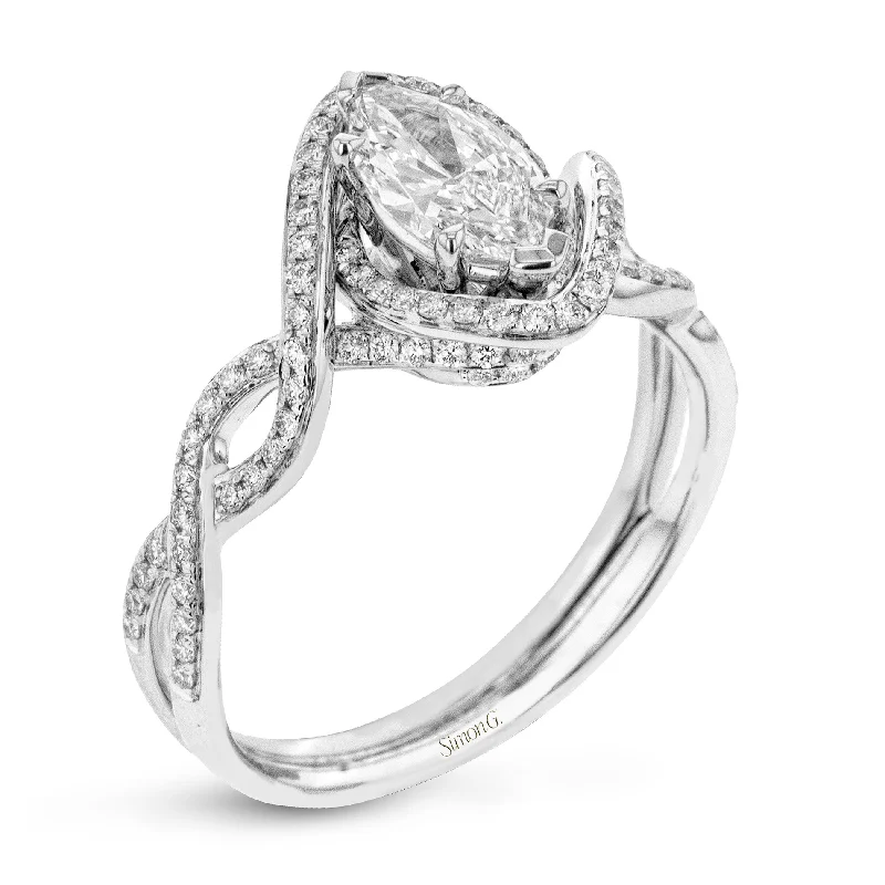 Marquise-Cut Criss-Cross Engagement Ring In 18k Gold With Diamonds