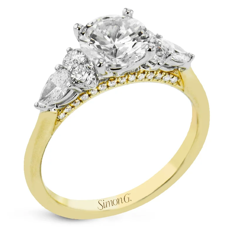 Round-Cut Three-Stone Engagement Ring In 18k Gold With Diamonds