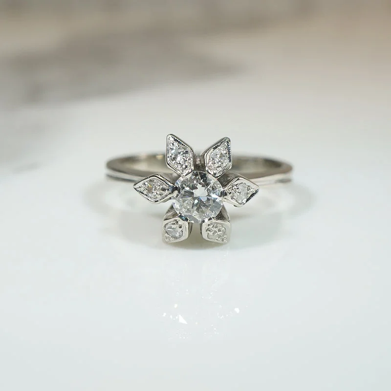 Mid-Century Diamond & 18k White Gold Flower Ring