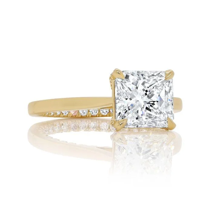 Soraya Radiant cut Diamond Engagement Ring in 18K Yellow Gold