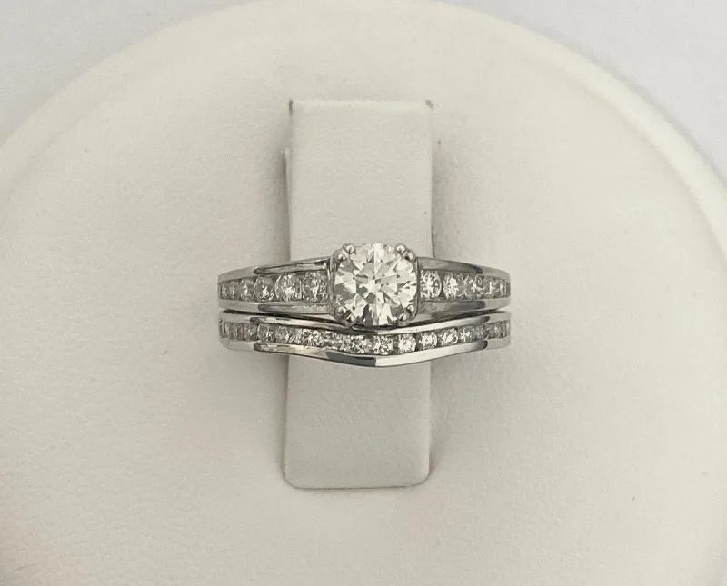 14kt White Gold Diamond Wedding Set