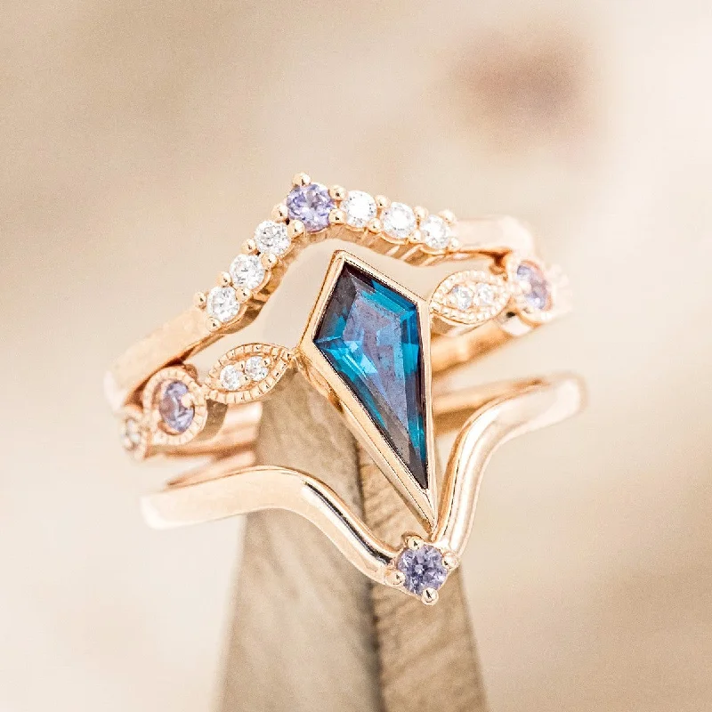 "BIANCA" - BRIDAL SUITE - KITE CUT LAB-GROWN ALEXANDRITE ENGAGEMENT RING WITH ALEXANDRITE & DIAMOND ACCENTS