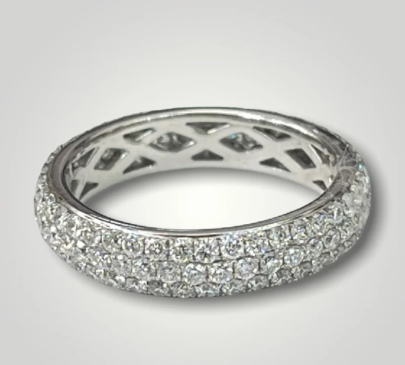 Round Brilliants Pave Three Rows Diamond Ring White Gold